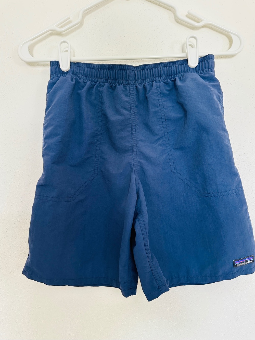 Patagonia Boy's Navy Baggies 7" Size L